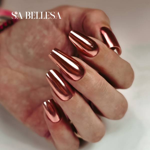 Finiture cromate e perlate luce eterea